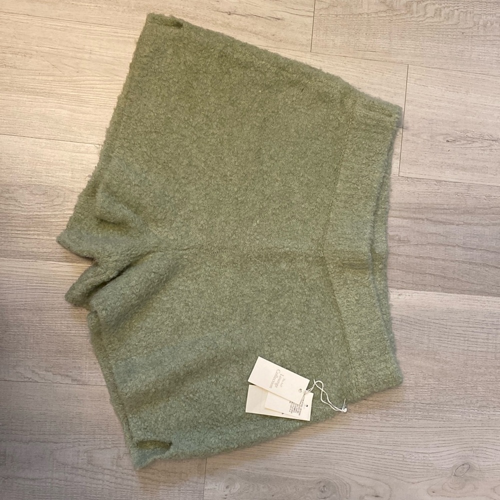 Abercrombie Lounge Shorts - Picture 2 of 3